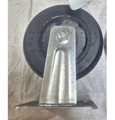 BÁNH XE CAO SU GANG 150MM CỐ ĐỊNH