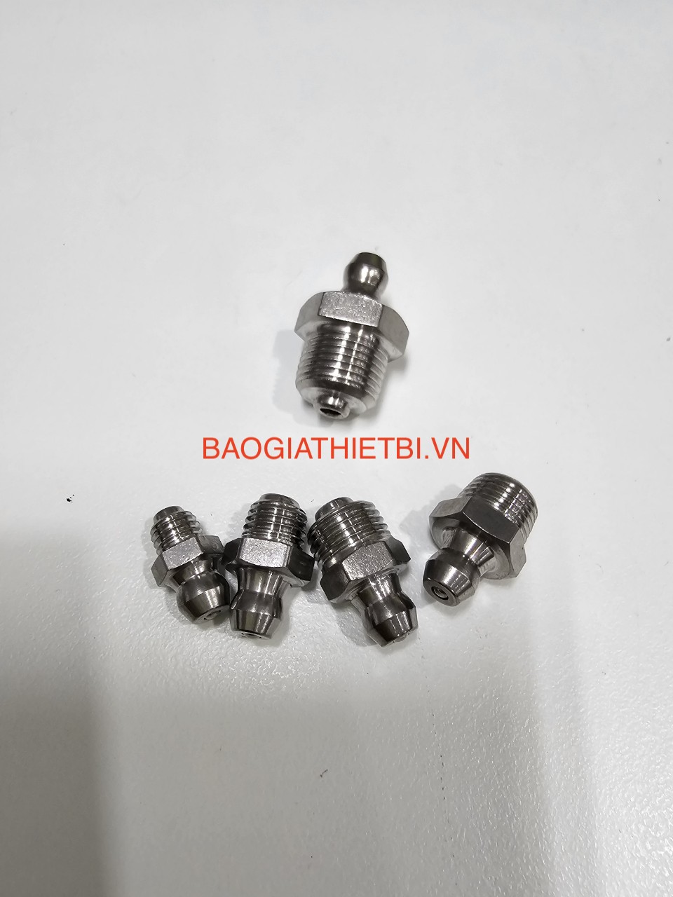VÚ BƠM MỠ BÒ INOX M6