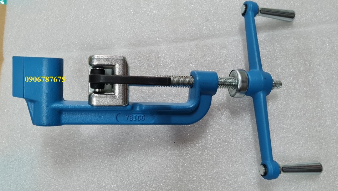 KÌM SIẾT ĐAI INOX YBICO S262