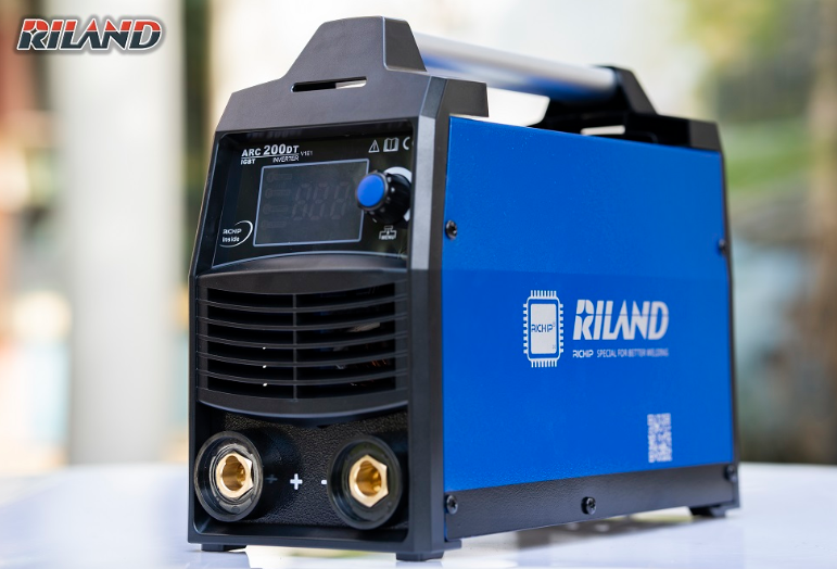 MÁY HÀN RILAND ARC 200DT