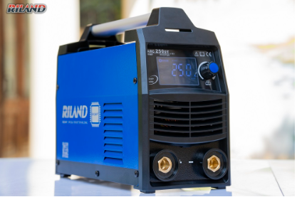 MÁY HÀN RILAND ARC 250DT
