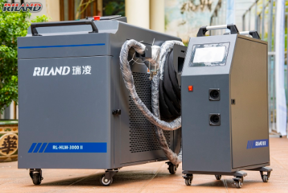 MÁY HÀN LASER RL-HLW-3000