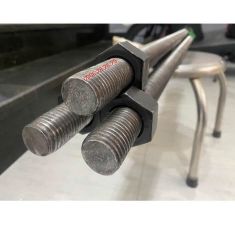 TY REN THÉP ĐEN M30 KÈM ĐAI ỐC